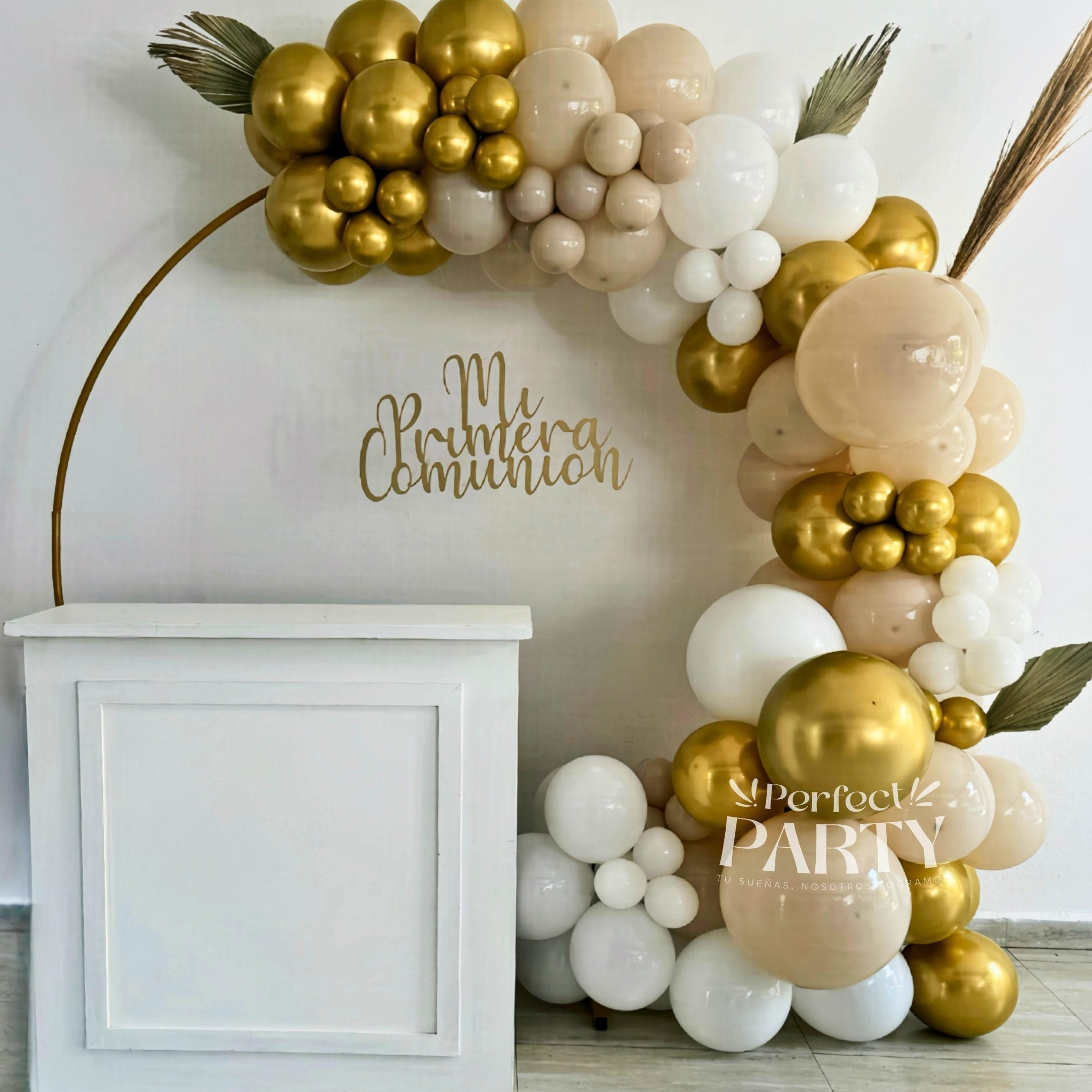 Decoración con globos para bautizo o comunión | Aro de globos - Perfect Party