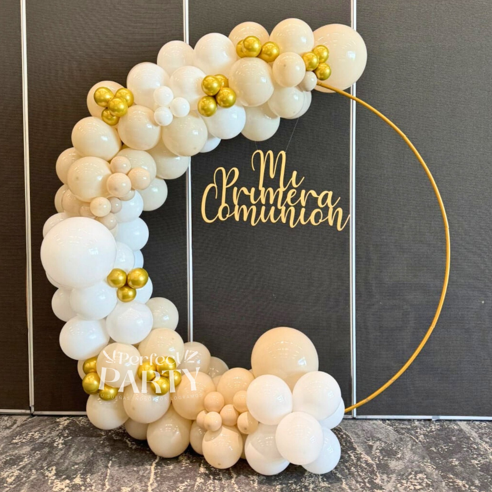 Decoración con globos para bautizo o comunión | Aro de globos - Perfect Party