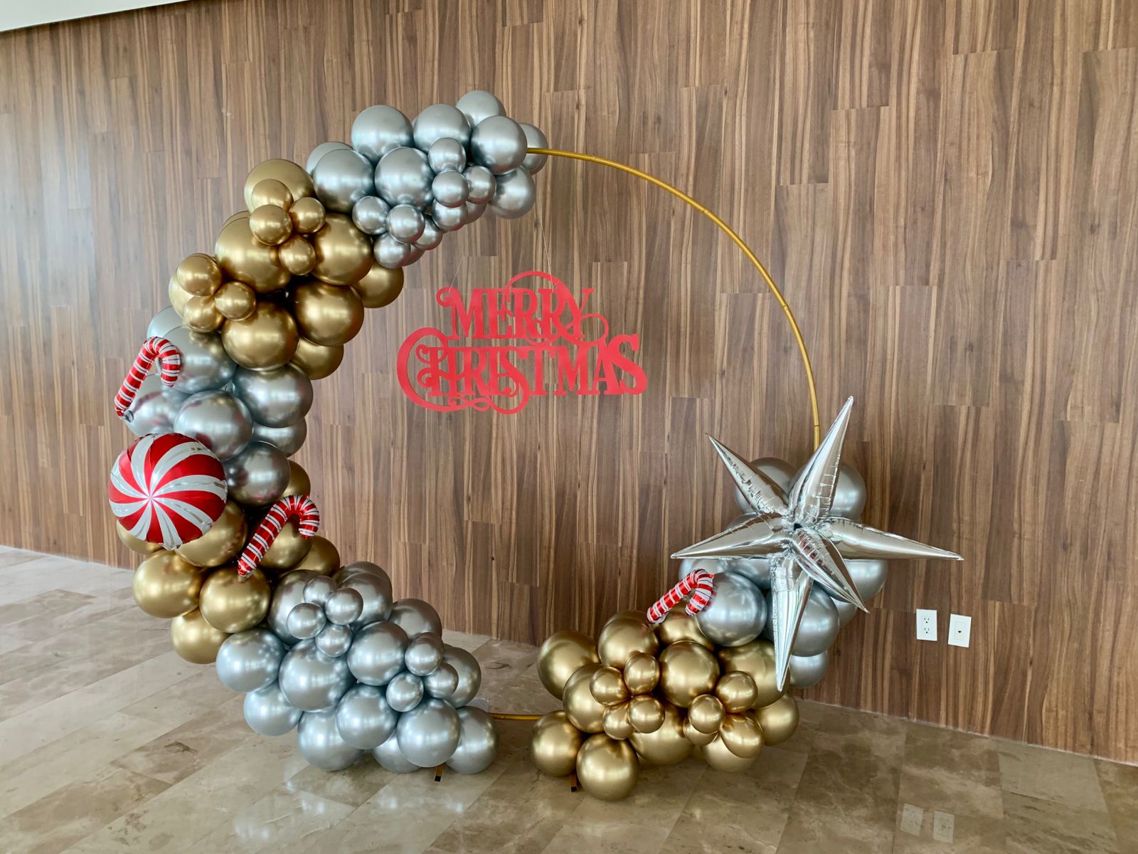 Decoración de navidad con globos | Aro de globos - Perfect Party