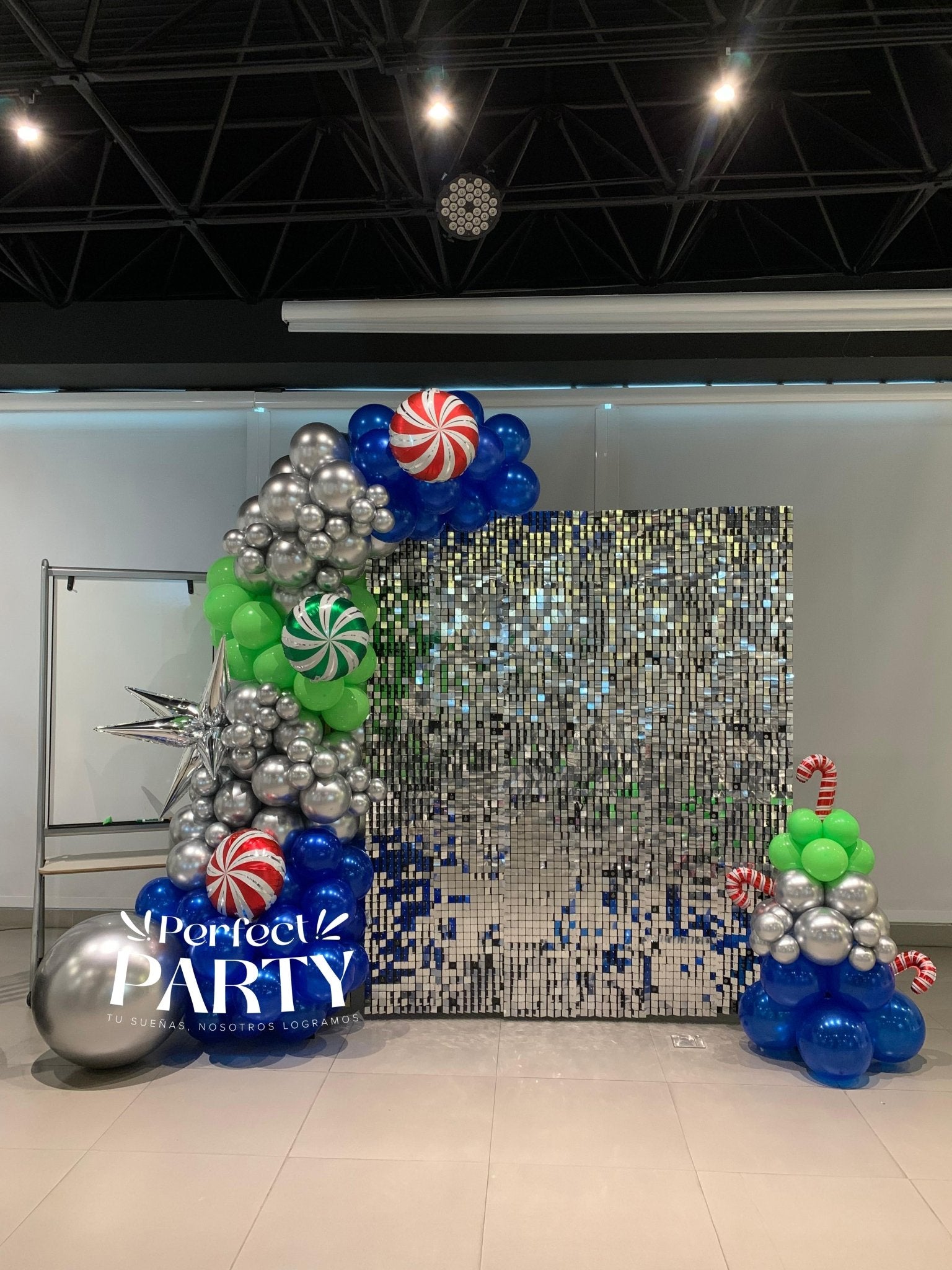 Shimmer Wall - Perfect Party