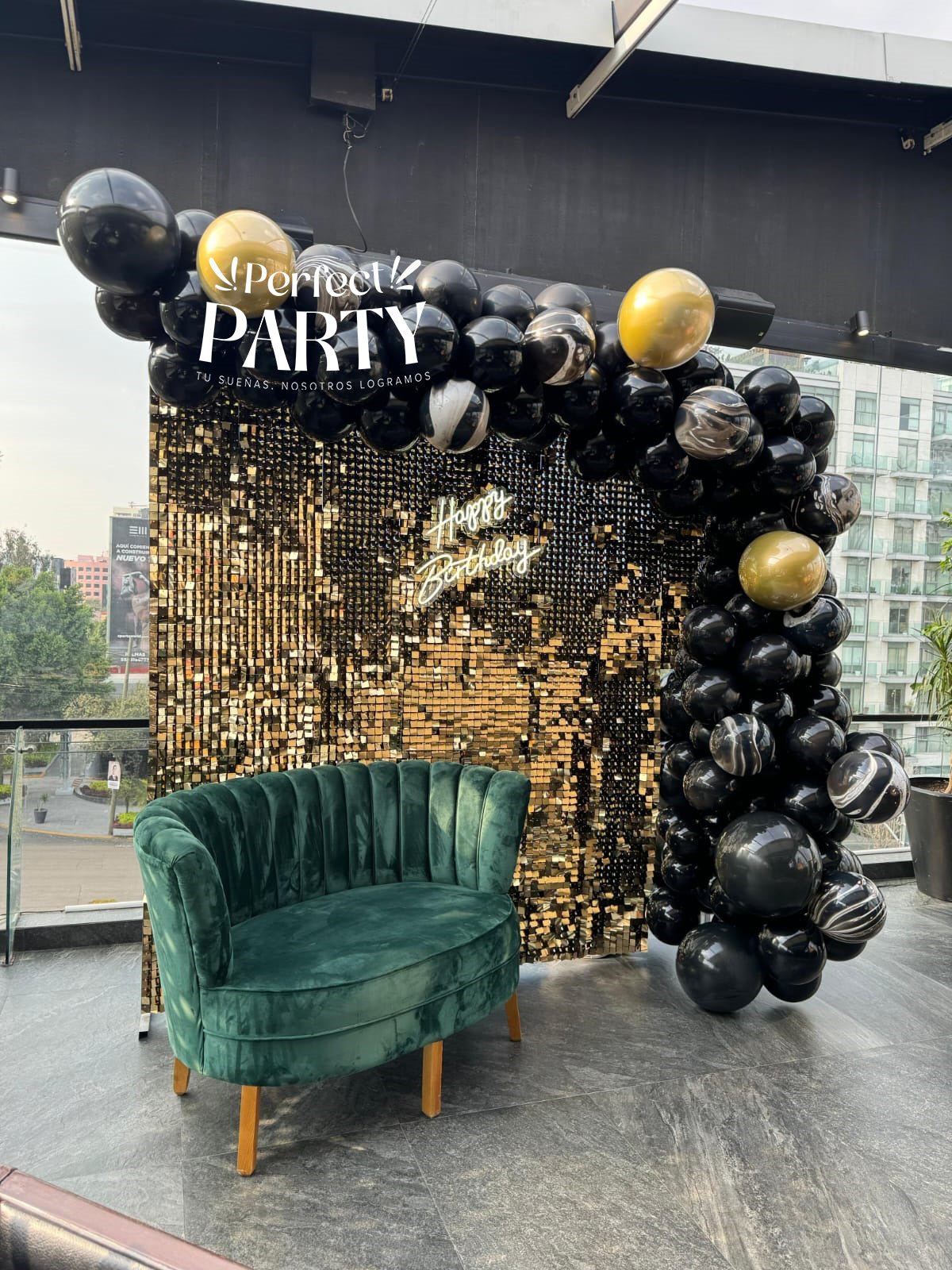 Shimmer Wall - Perfect Party